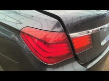 Lanterna traseira esquerda do motorista quarto de painel montado se encaixa 13-15 BMW 740i 6637966 comprar usado  Enviando para Brazil