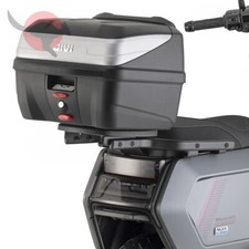 Portapacchi bauletto givi usato  Milano