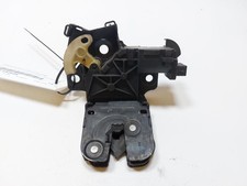 8p4827505b serratura portellon usato 8p4827505b serratura portellon usato  Torre del Greco