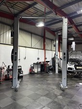 Post lift 3.5t for sale Post lift 3.5t for sale  GLASGOW