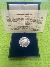 Italia 1982 medaglia usato  Castelnuovo di Garfagnana