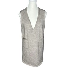 Vestido suéter feminino Amazon bronzeado neutro minimalista decote em V malha sem mangas M/C38 comprar usado Vestido suéter feminino Amazon bronzeado neutro minimalista decote em V malha sem mangas M/C38 comprar usado  Enviando para Brazil