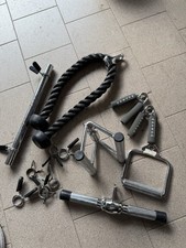 Set attrezzi palestra usato  Peschiera Borromeo
