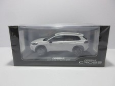 TOYOTA Corolla Cross final de 2025 último modelo platina pérola branca mica 3543 em escala 1/30 comprar usado  Enviando para Brazil