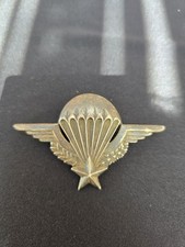 Ancien insigne militaire d'occasion  Hyères