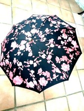 Rare jolie parapluie d'occasion Rare jolie parapluie d'occasion  France