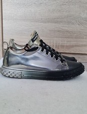 Chaussures baskets sneakers d'occasion  Cap-d'Ail