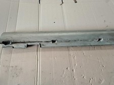 Minigonna lato sinistra usato Minigonna lato sinistra usato  Italia