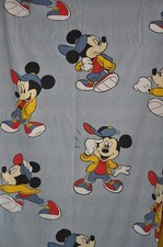 Drap disney mickey d'occasion Drap disney mickey d'occasion  Saint-Joachim