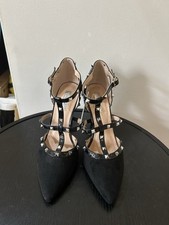 Women black pointed for sale  CHELMSFORD