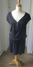 Robe zippée vanessa d'occasion Robe zippée vanessa d'occasion  Paris III