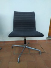 Herman miller sedia usato  Italia