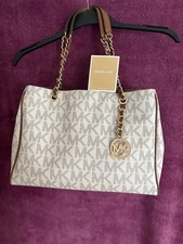 Michael kors woman for sale  BARNSLEY