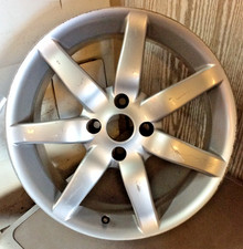 Avus 7spoke alloy for sale  POOLE