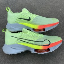 Tênis de corrida Nike Air Zoom Tempo NEXT% Flyknit - Tamanho 12 masculino EUA, usado comprar usado  Enviando para Brazil