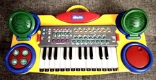 Tastiera musicale elettronica usato  Putignano
