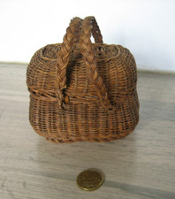 Ancien petit panier d'occasion  Neuville-aux-Bois