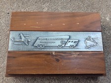 Caixa de joias vintage norte-americana Van Line madeira esculpida em alumínio meados do século comprar usado Caixa de joias vintage norte-americana Van Line madeira esculpida em alumínio meados do século comprar usado  Enviando para Brazil