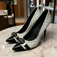 Jorge Bischoff painel de janela de couro branco/preto estampa de animais salto alto 38 (7,5) comprar usado Jorge Bischoff painel de janela de couro branco/preto estampa de animais salto alto 38 (7,5) comprar usado  Enviando para Brazil