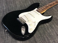 Guitarra elétrica Fender Japan Stratocaster T084629 3,65kg comprar usado  Enviando para Brazil