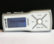SanDisk Sansa m240 Gray (1.0 GB) Digital Media MP3 Player na sprzedaż SanDisk Sansa m240 Gray (1.0 GB) Digital Media MP3 Player na sprzedaż  Wysyłka do Poland