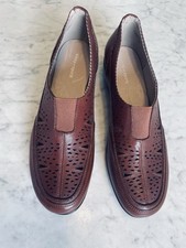 Easy spirit women for sale  Hamilton