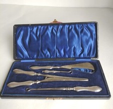 CONJUNTO ANTIGO DE 4 PEÇAS COM ESTOJO ADIE & LOVEKIN CHIFRE DE SAPATO, MACA DE LUVA, GANCHOS DE BOTÃO, usado comprar usado  Enviando para Brazil