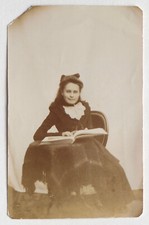 Jeune fille élégante d'occasion  Rouen-