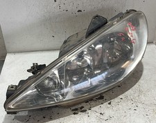 Faro anteriore sinistro usato  Italia