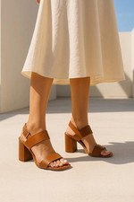 Vince camuto women for sale  LEEDS