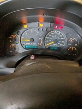 Chevrolet S-10 cluster/velocômetro usado, de um ano 2000. Funciona 232.438 milhas comprar usado  Enviando para Brazil
