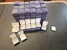 Lote 100 brincos de veludo azul caixa de joias 2,25 x 1,75 x 1,25 caixas B1 comprar usado  Enviando para Brazil