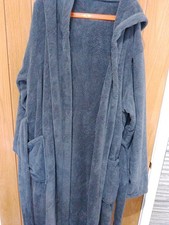 Mens size medium for sale  HULL