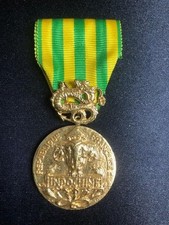 Medaille commemo guerre d'occasion  Angers-