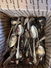 Caixa de talheres de prata prioridade média  comprar usado Caixa de talheres de prata prioridade média  comprar usado  Enviando para Brazil