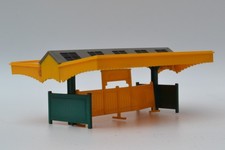 Triang r73 platform for sale  SANDHURST