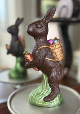 Cesta de mola de resina de coelho de Páscoa chocolate falso cenoura comprar usado  Enviando para Brazil