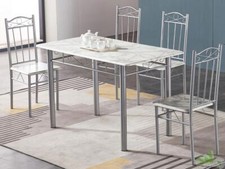 Set tavolo rettangolare usato  Italia