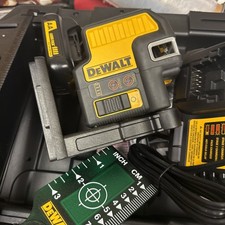 Laser vermelho linha cruzada Dewalt DW0825LR 12V 5 pontos comprar usado  Enviando para Brazil