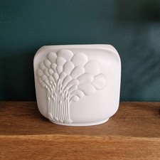 Vintage kaiser white for sale Vintage kaiser white for sale  HAVANT