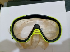 Maschera subacquea gialla usato  Vertemate con Minoprio