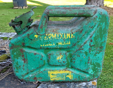 Thermixine bidon essence d'occasion Thermixine bidon essence d'occasion  Champagne-Mouton