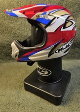 Capacete novidade HJC Aron Yates/Nathan Ramsey, Supersport, com suporte e caixa, muito bom estado comprar usado  Enviando para Brazil
