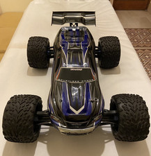 Traxxas revo brushless usato  Roma