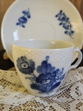 Porcellana royal copenhagen usato  Varese