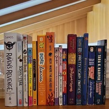 Graphic novels lot for sale  Dayton