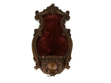 console pequeno antigo de madeira de resina pendurado na parede para estátua ornamentada de veludo  comprar usado  Enviando para Brazil