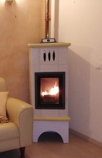 Stufa pellet maiolica usato  Bassano del Grappa