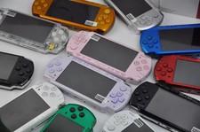 Usado, Console Sony PSP-3000 com Carregador + Nova Bateria [Excelente] 32GB-TODAS AS CORES comprar usado  Enviando para Brazil