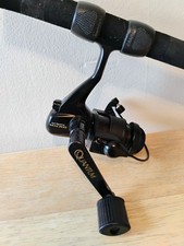 Conjunto de vara giratória e molinete Micro Lite Quantum, além de iscas popper e linha forte grátis  comprar usado  Enviando para Brazil